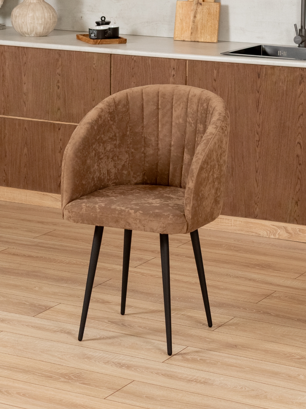 Стул Карибу велюр черный/коричневый