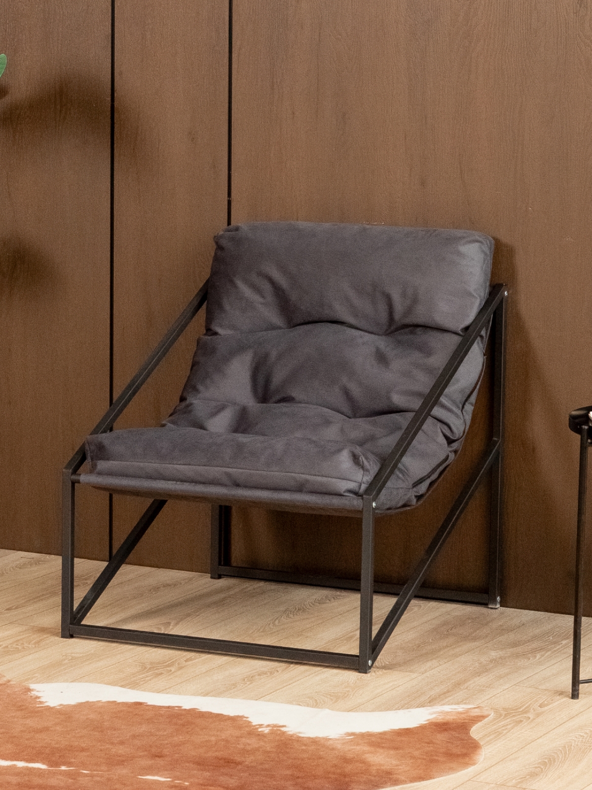 Кресло в стиле лофт Сена велюр черный/серый