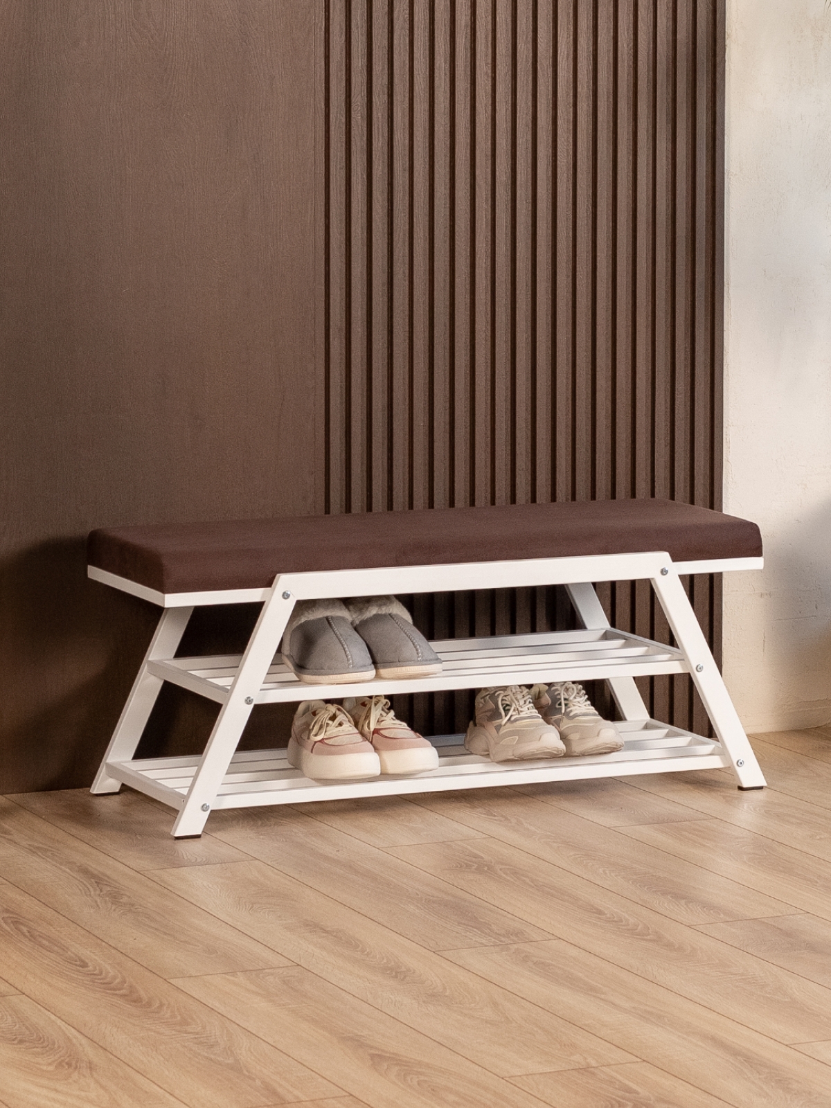 Обувница с мягким сиденьем велюр Акера белый/коричневый