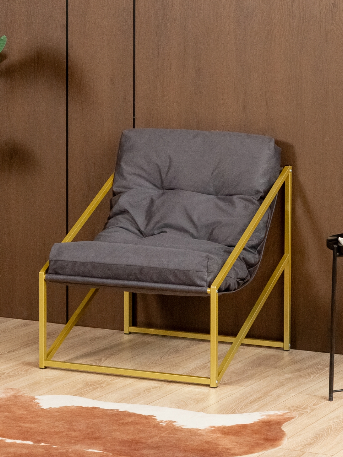 Кресло в стиле лофт Сена велюр золотой/серый