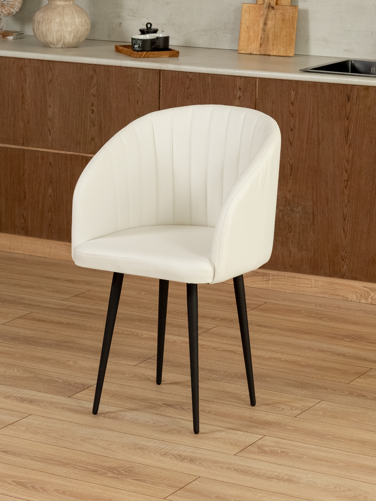 Стул Карибу экокожа черный/белый