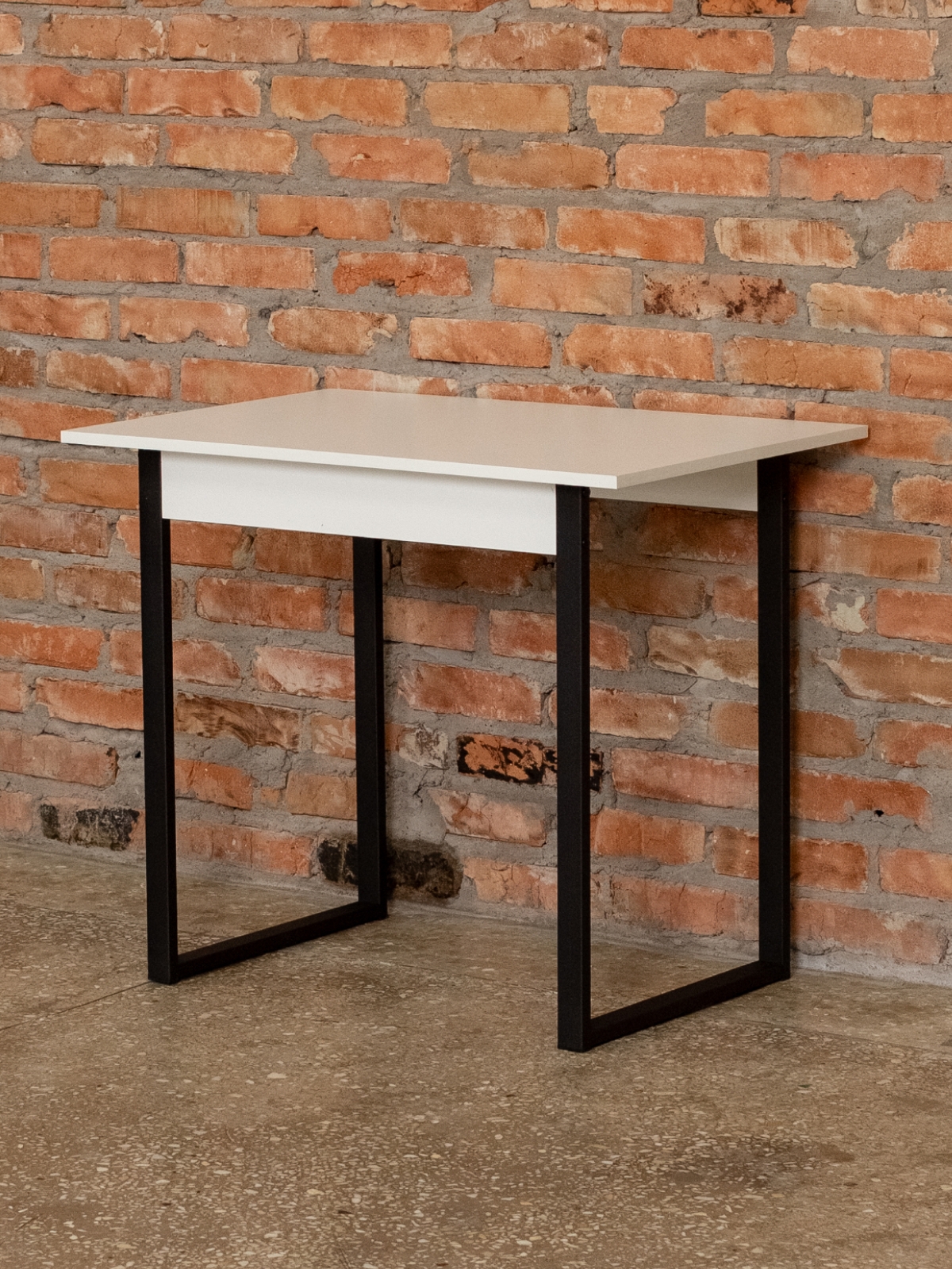 Обеденный стол Паку черный/белый