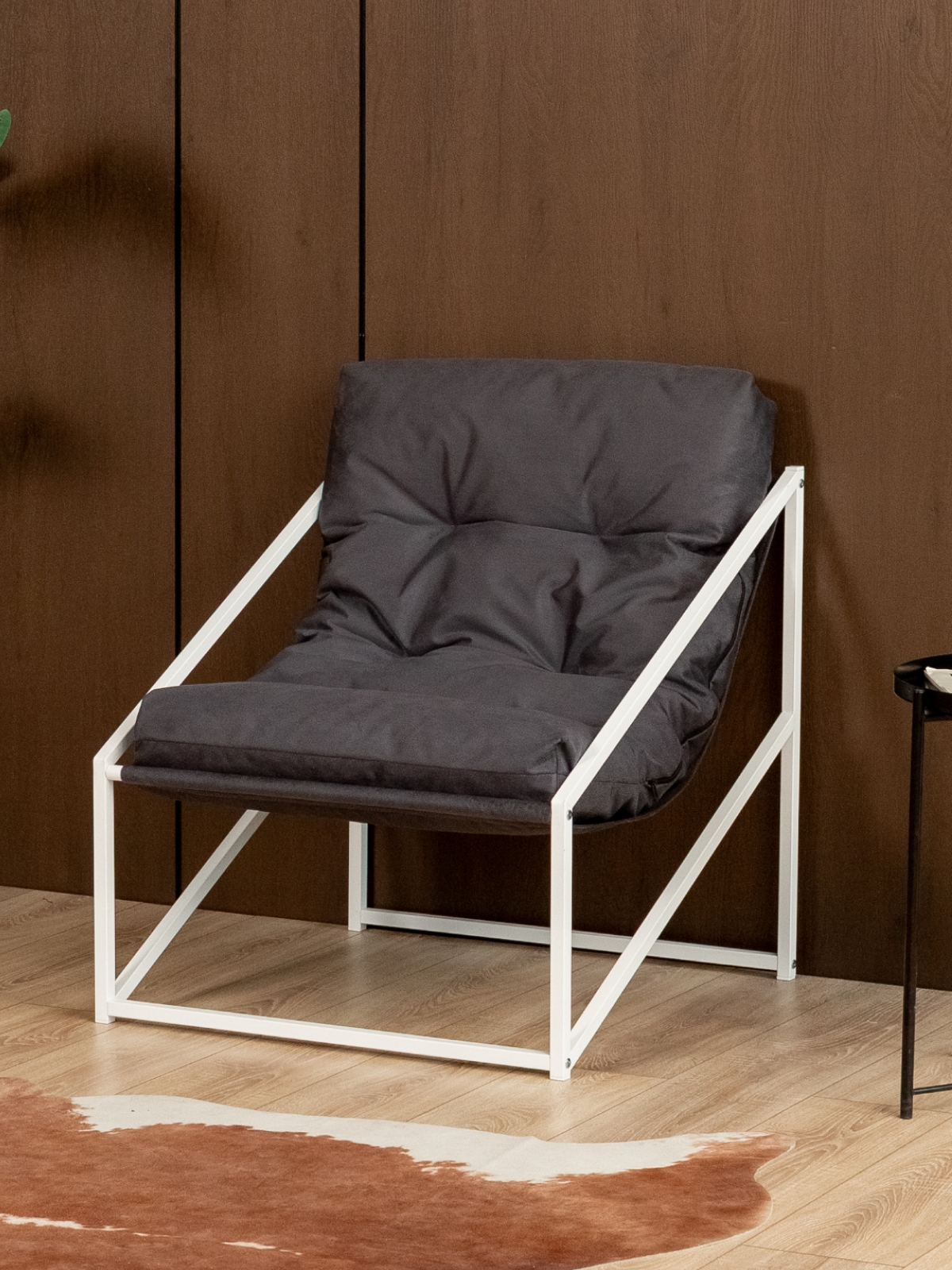 Кресло в стиле лофт Сена велюр белый/серый