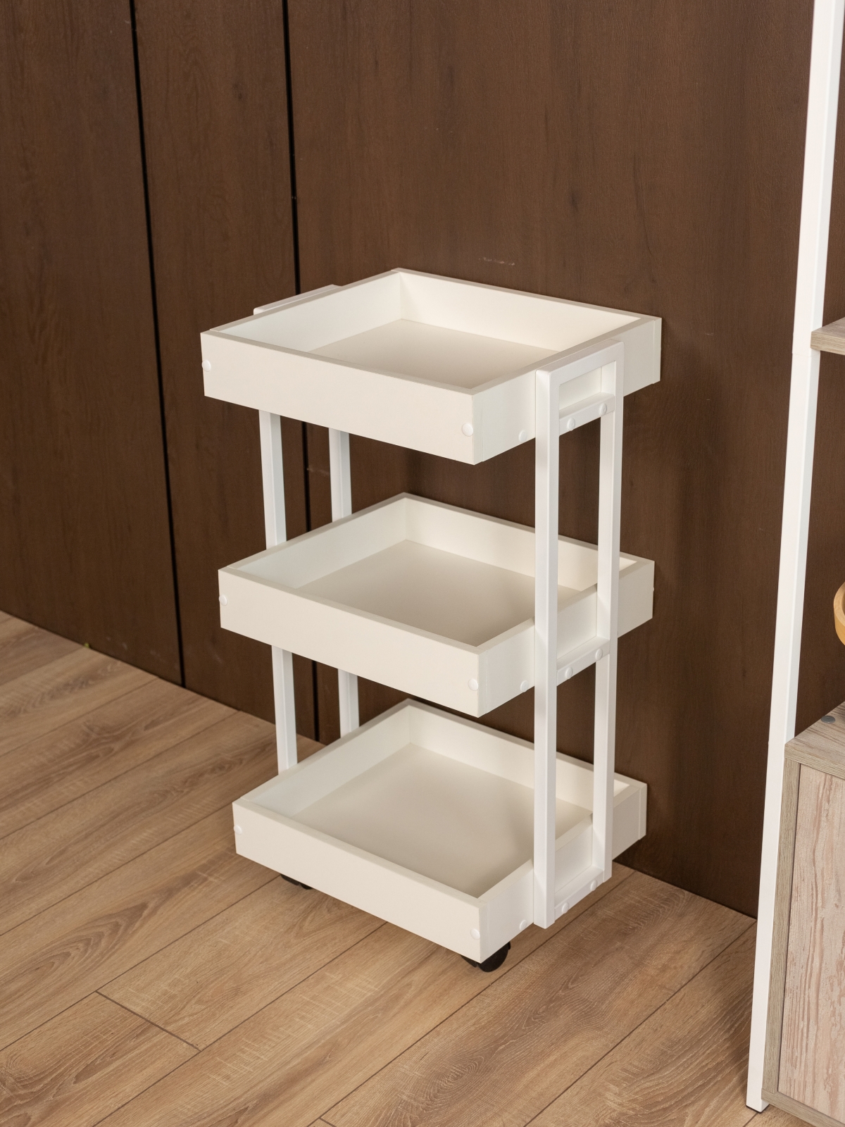 Тележка косметологическая на колесиках Ангара белый/белый