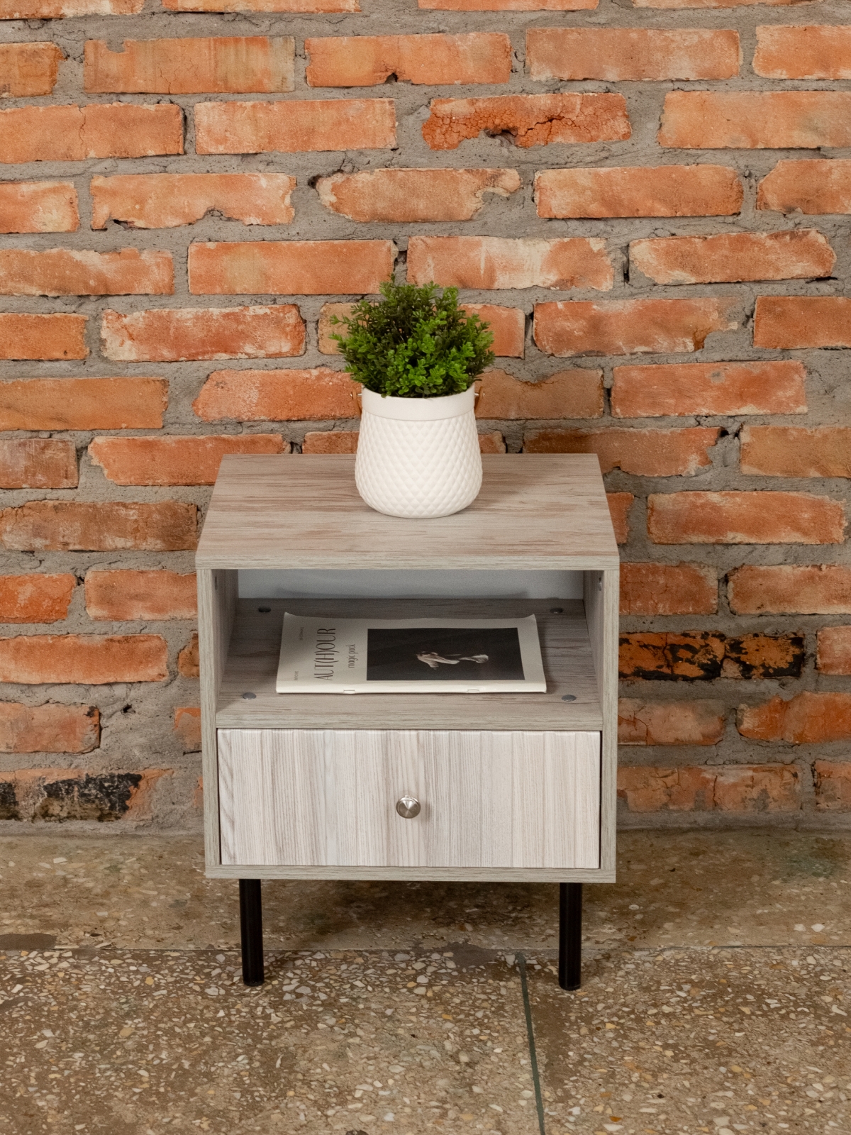 Тумба прикроватная на ножках лофт Канси кашемир