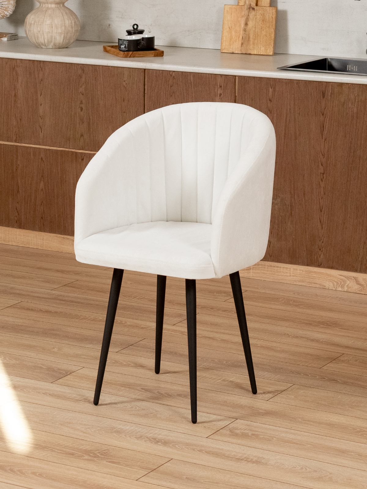 Стул Карибу велюр черный/белый