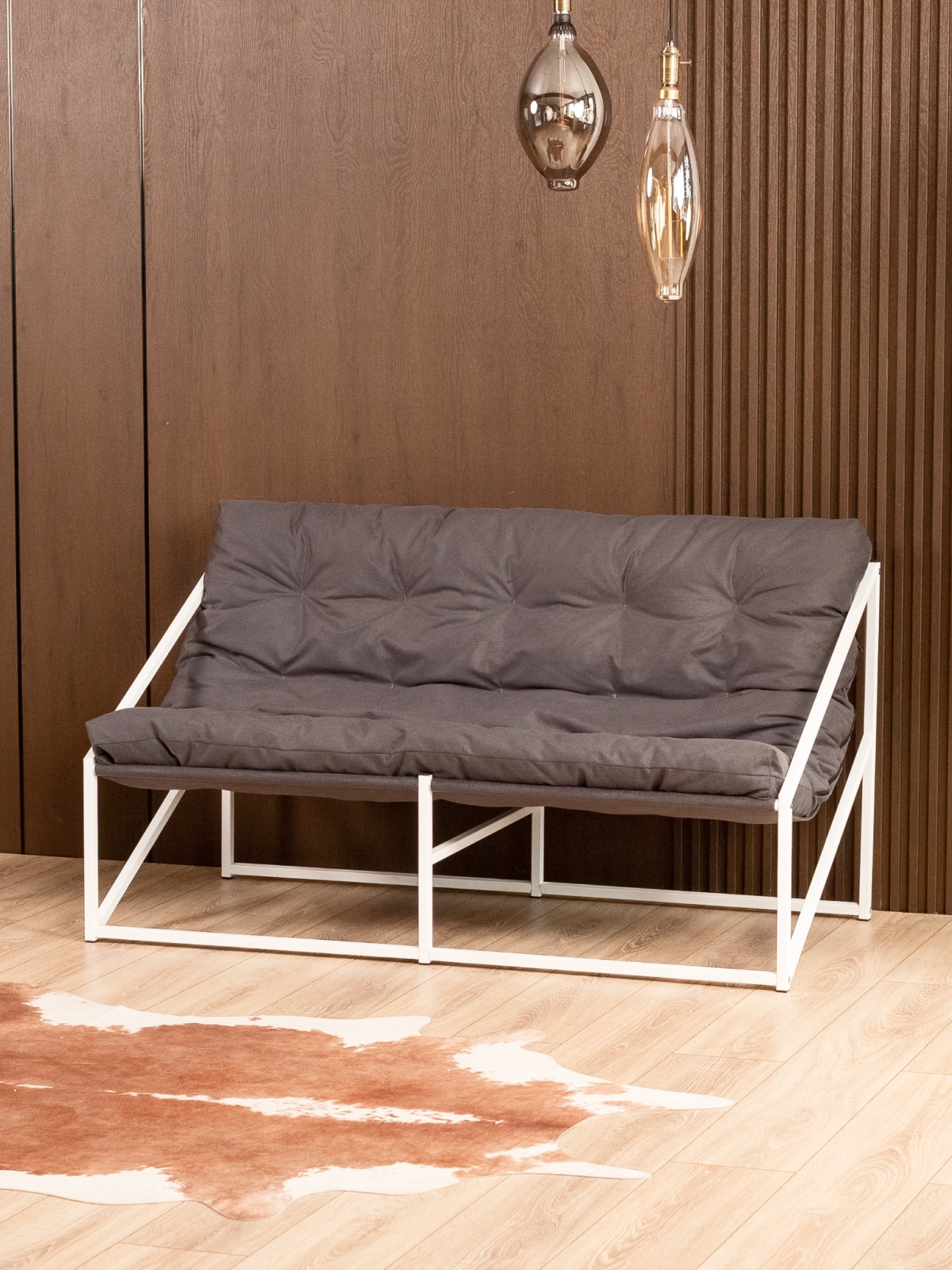 Диван металлический с мягкой подушкой Кирья велюр белый/серый