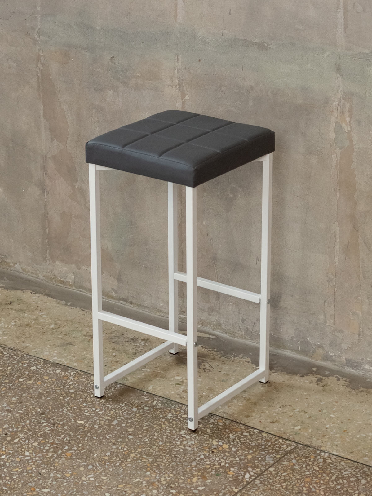 Барный стул табурет с мягким сиденьем Нио белый/серый