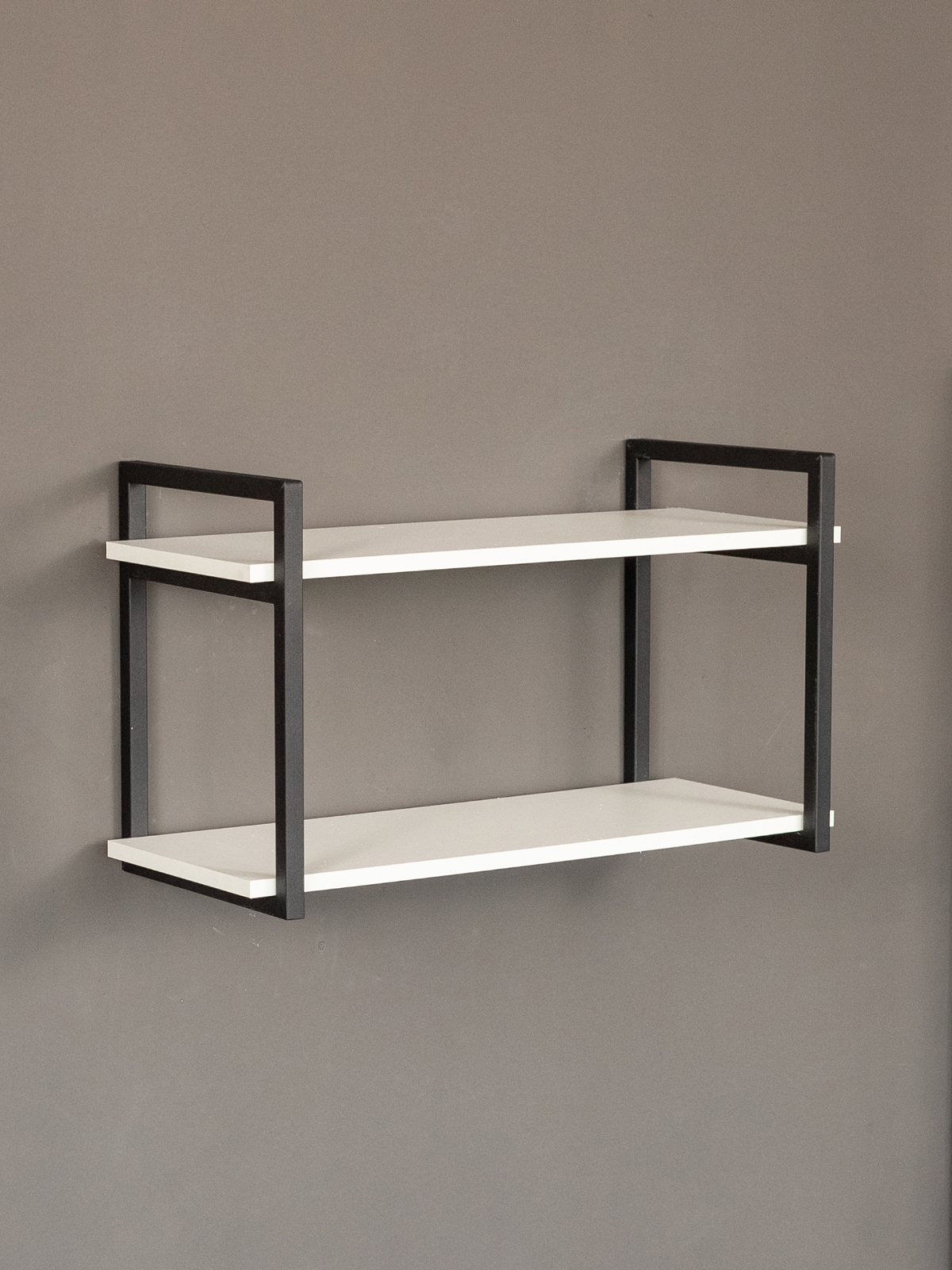 Настенная полка в стиле лофт Онега черный/белый