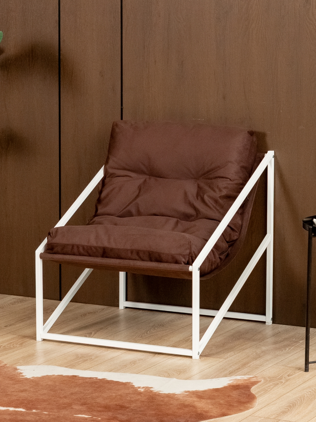 Кресло в стиле лофт Сена велюр белый/коричневый