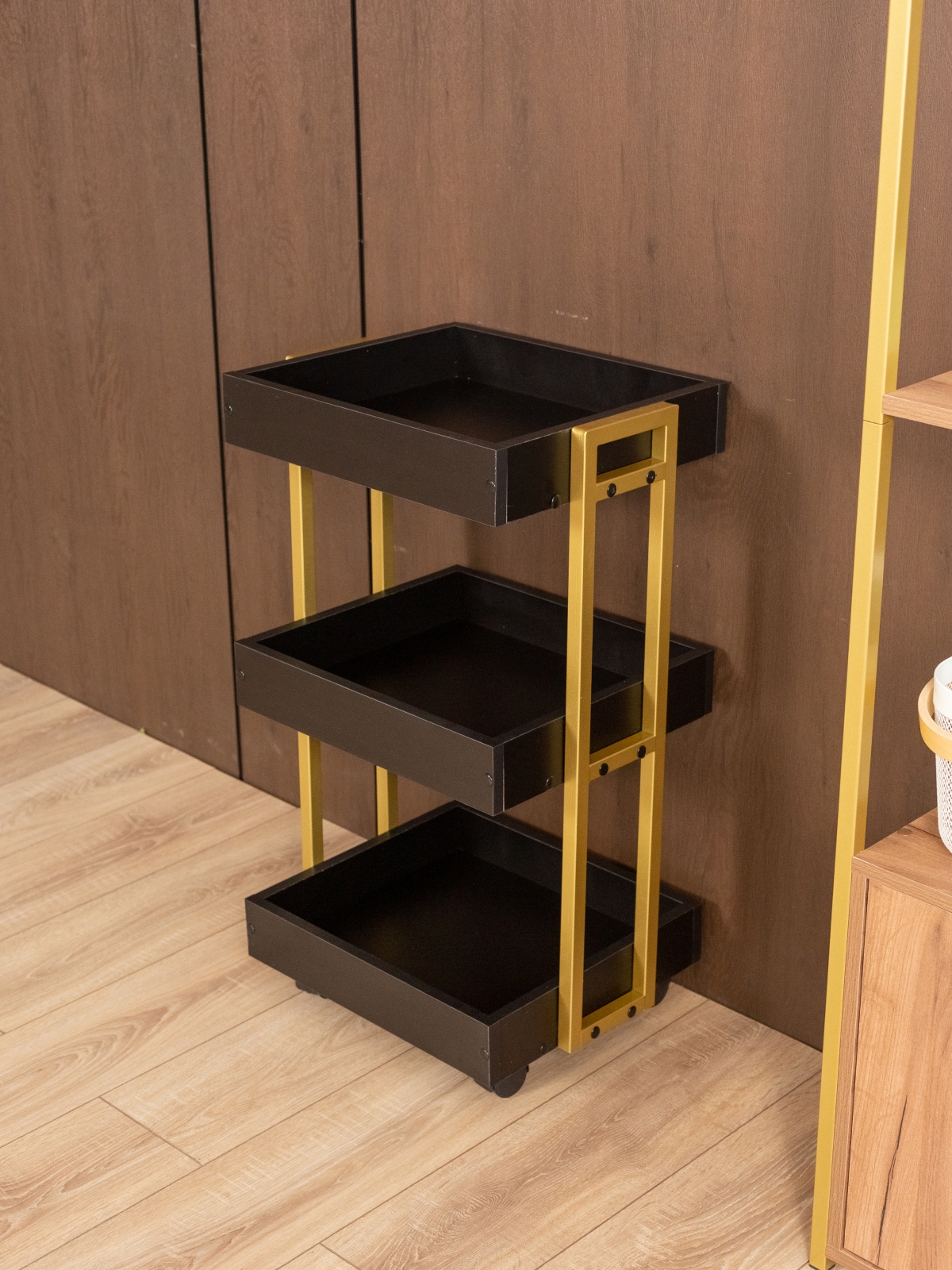 Тележка косметологическая на колесиках Ангара золотой/черный